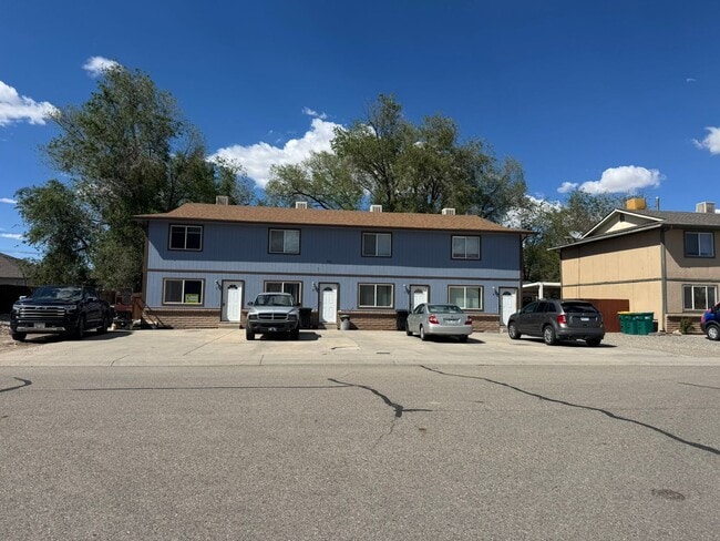 Building Photo - 561 W Pabor Way Unit 3