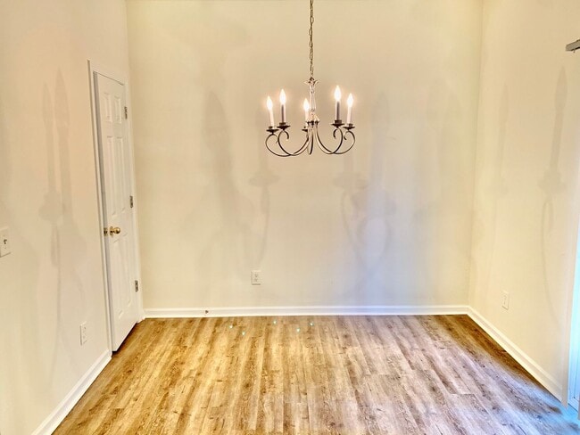 Photo - 264 Hancock Union Ln