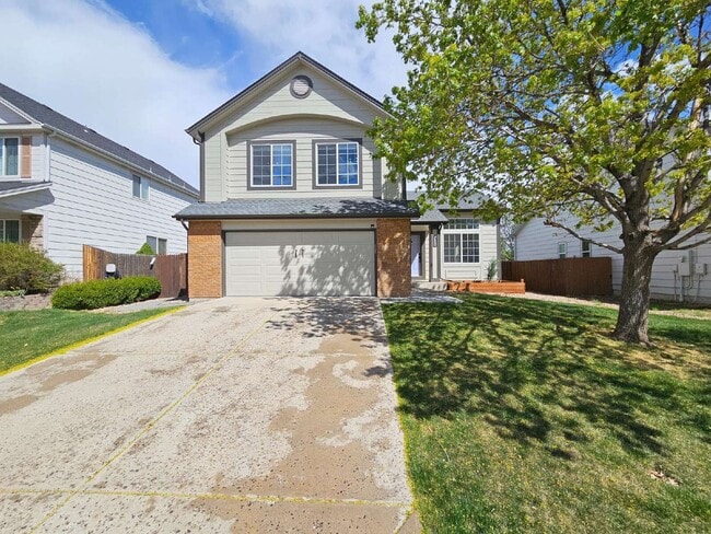 Building Photo - 718 Fairhaven St