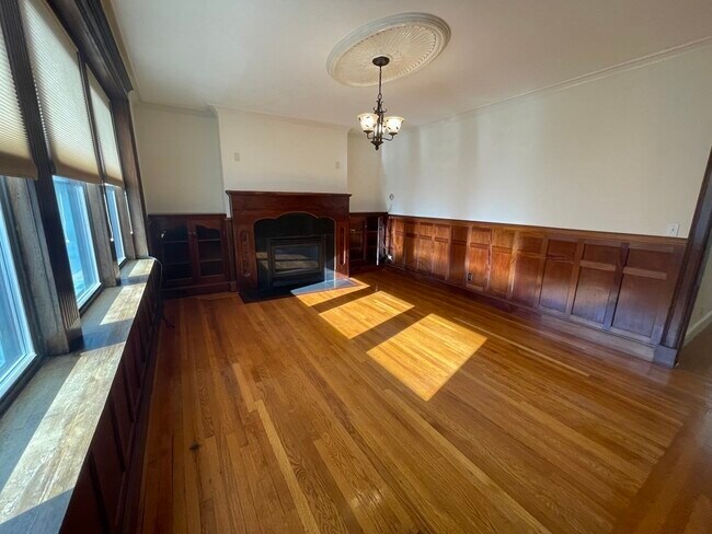 Photo - 25 Stearns Rd Unit 4