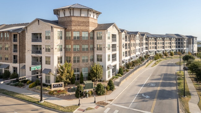 Ayla Stonebriar Apartments Exterior
