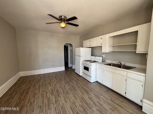 Photo - 813 N Virginia St Unit 2