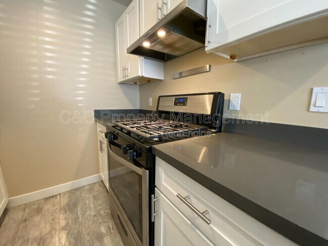 Photo - 2 Moreland Ave Unit 5