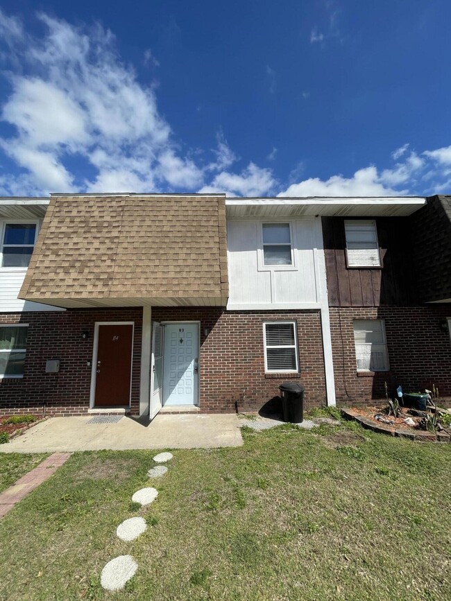 Building Photo - 145 4th Ave Rental