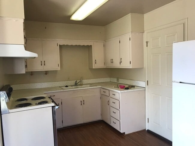 Photo - 2802-2802 NW Highland Ave Unit 2748