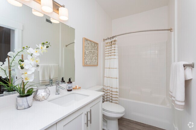 2BD, 2.5BA - Bathroom