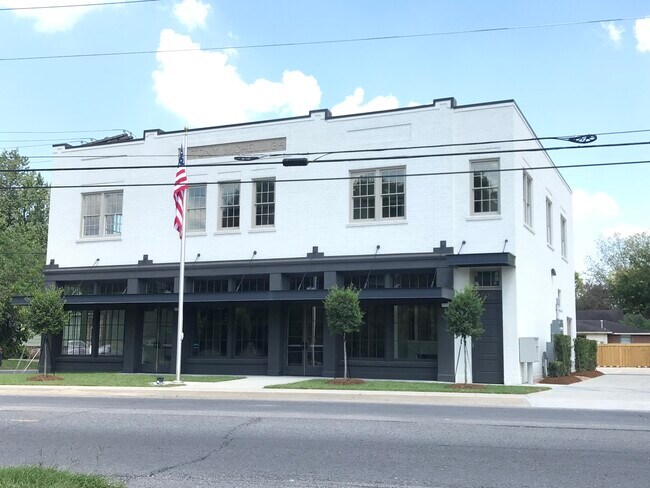 Estudio Estilo Apartamento en 2nd piso - 1509 Highland Rd