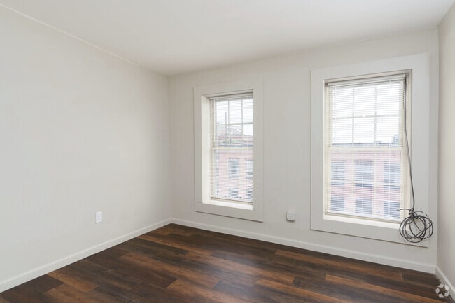 2BR, 1BA - Primary Bedroom