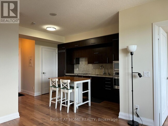 Photo - 5 Sheppard Ave E Unit 2518