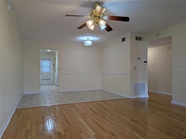 Photo - 725 Northlake Blvd Unidad 57