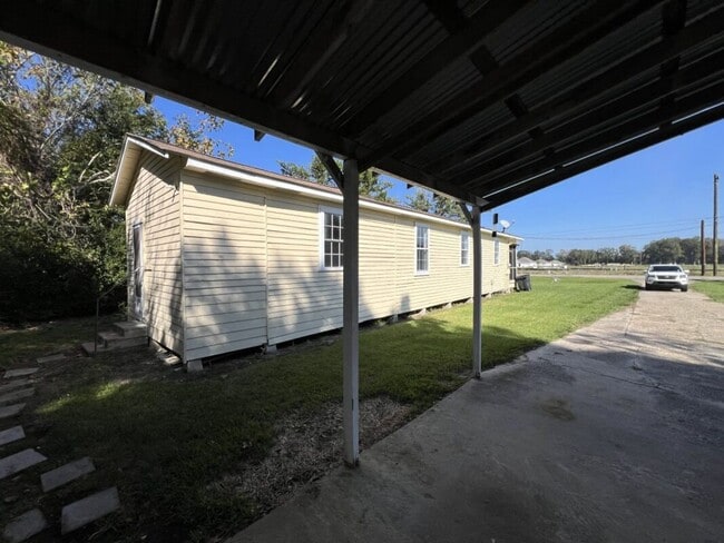 Photo - 2-Bedroom 1-Bath Home on Sunshine Rd.
