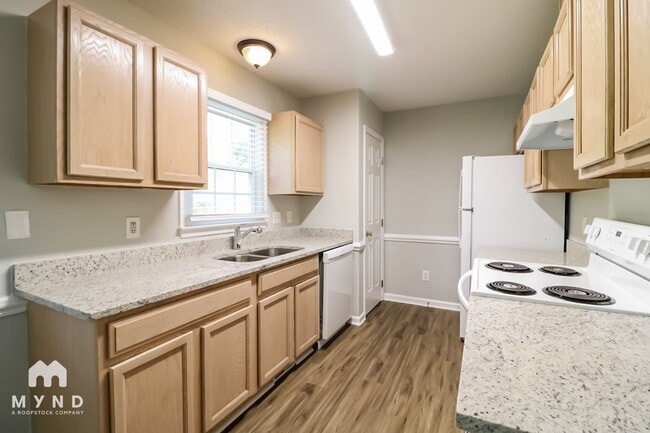 Photo - 1084 Holly Pointe Dr