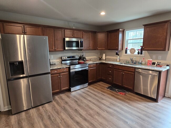 Photo - 8483 Scouts Rd