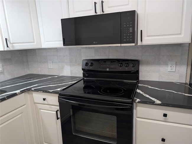 Photo - 5870 38th Ave N