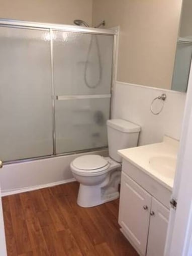 Bathroom - 2114 Phillips Rd Unit 19