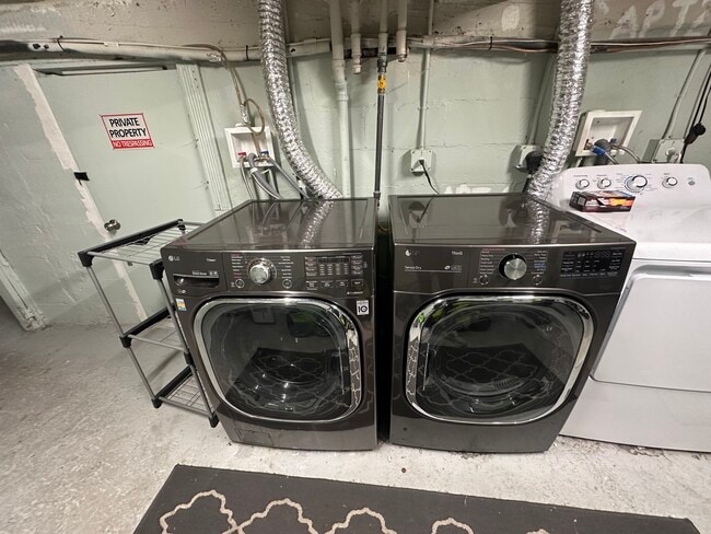 Photo - 326 Chelsea St Unidad 1