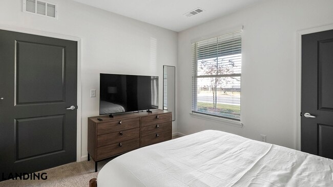 Photo - 2800 Milan Ct Unit 212