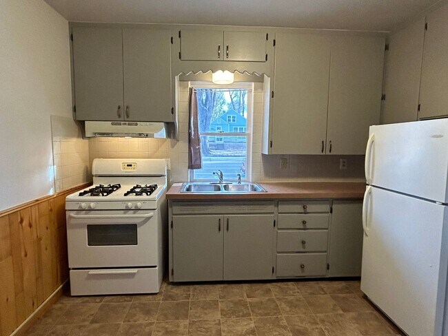 Photo - 334 E Elizabeth St Unit B