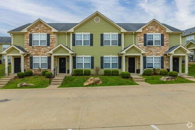 Gravois Ridge Townhome Apartments - Gravois Ridge Townhome Apartments