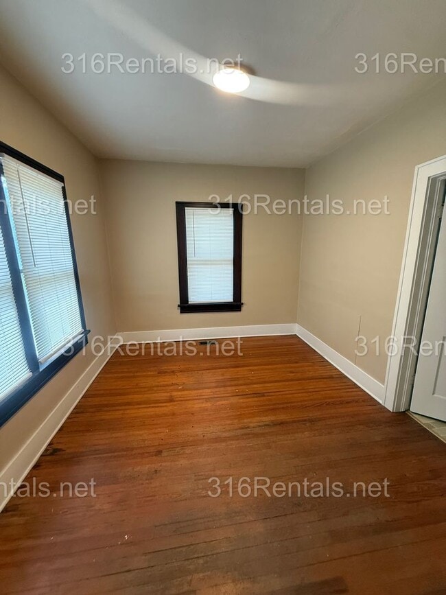 Photo - 1055 S Roosevelt St