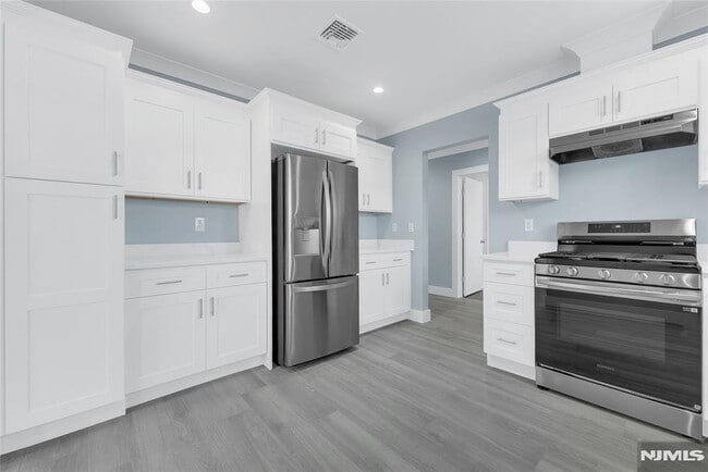 Photo - 227 Columbia Ave Unit 2