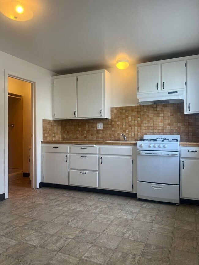 Kirkham - Kirkham Apartment Unit 1500 26th Avenue