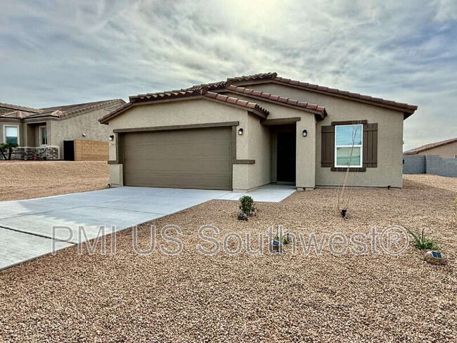 Photo - 2580 View Way