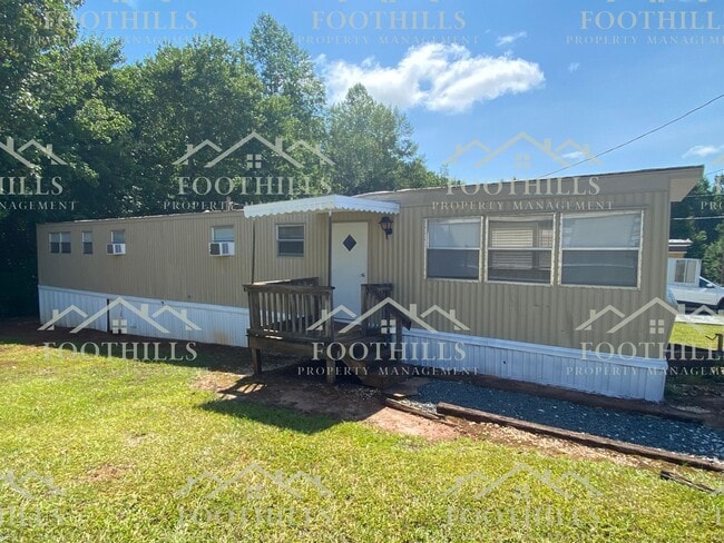 Building Photo - 3-Bedroom Single Wide in Westminister wit... Rental