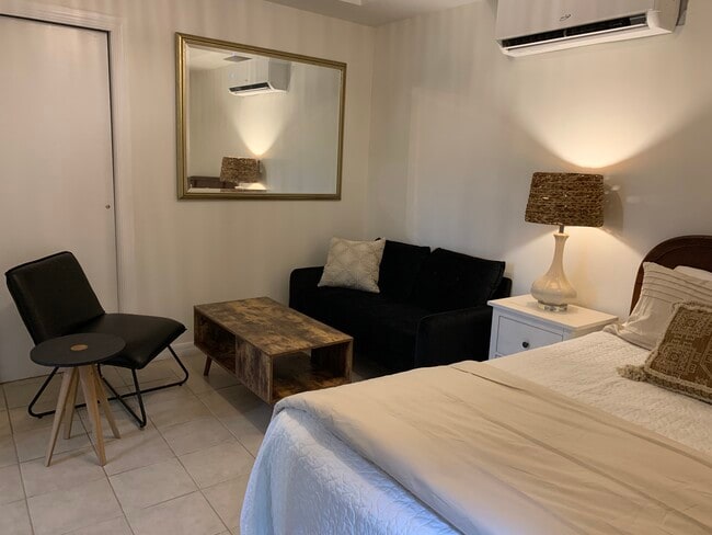 Photo - 1144 NW 7th Ave Unit All inclusive Boho Studio