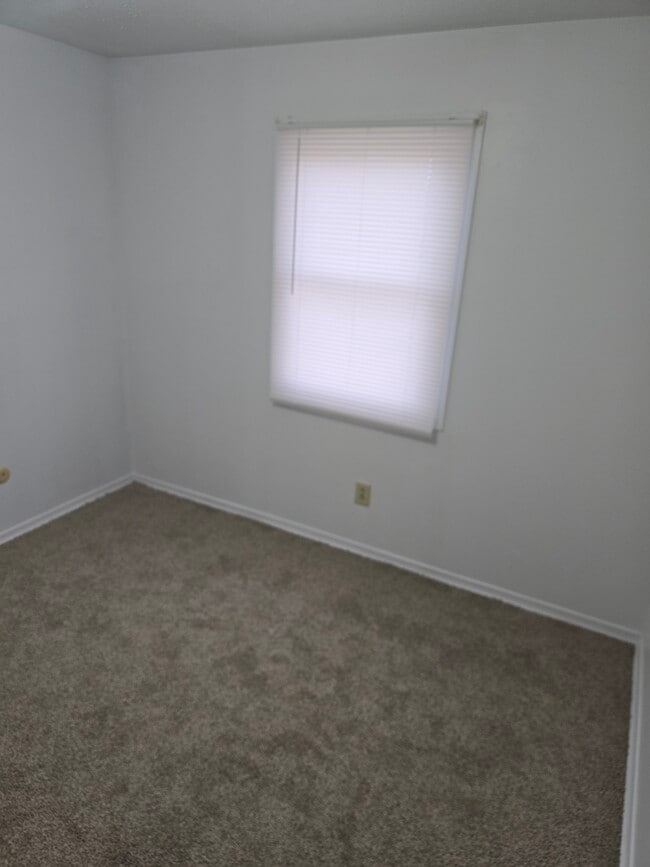 Photo - 318 National St