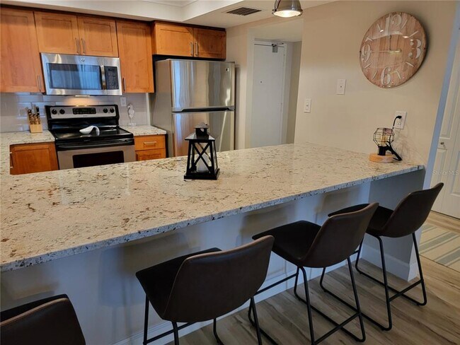 Photo - 7650 Bayshore Dr Unit 302