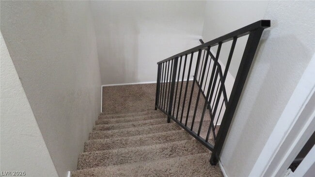 Building Photo - 6750 Del Rey Ave Unit 166