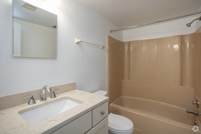1BR, 1BA - Bathroom