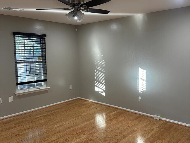 Photo - 6228 William Edgar Dr