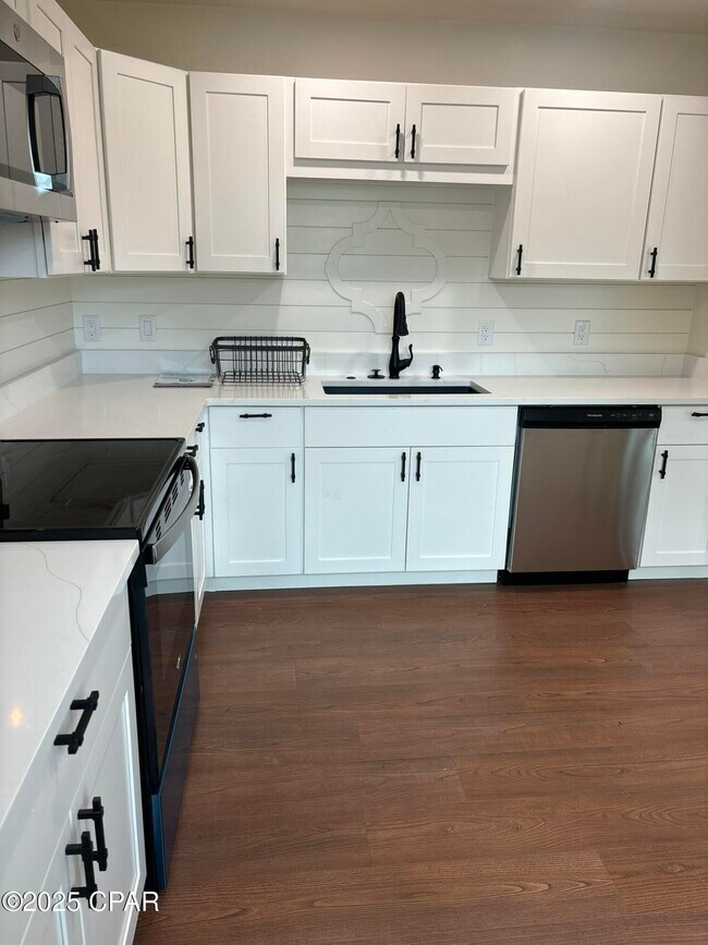 Photo - 2809 Lagoon Knoll Dr