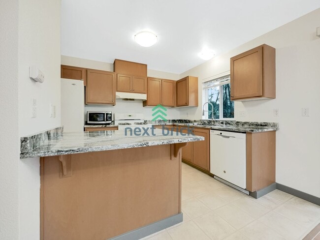 Photo - 3 BED & 2 BATH SINGLE FAMILY HOUSE FOR RENT