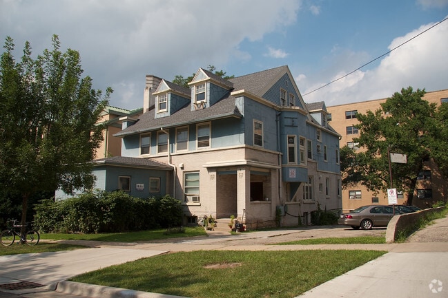 Building Photo - 529 North Pinckney Street