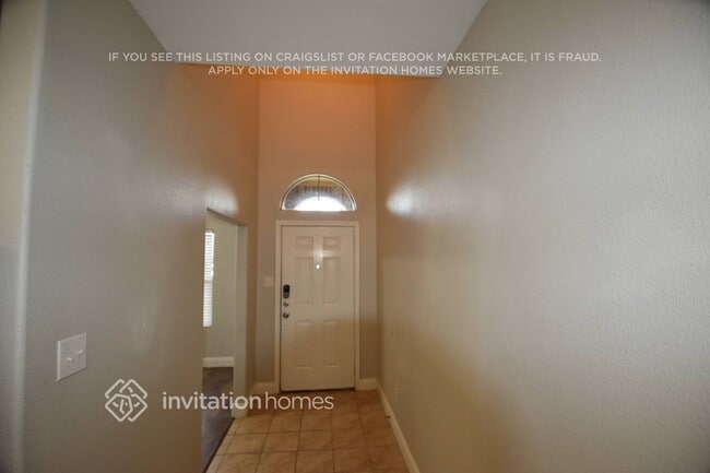 Photo - 652 Creekview Dr