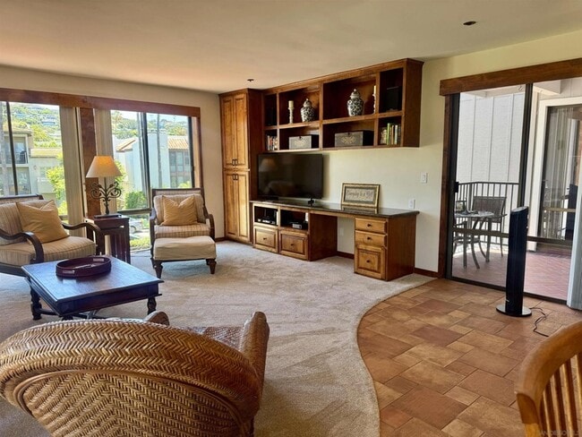 Building Photo - 8110 El Paseo Grande Unit 206