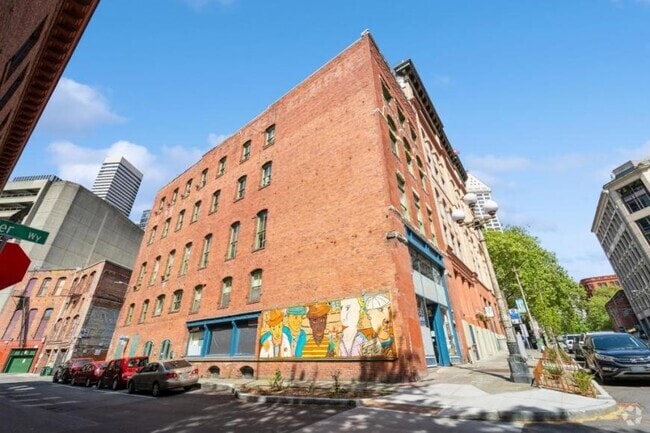 Building Photo - 1 bedroom in Seattle WA 98104 Unit 402 Rental