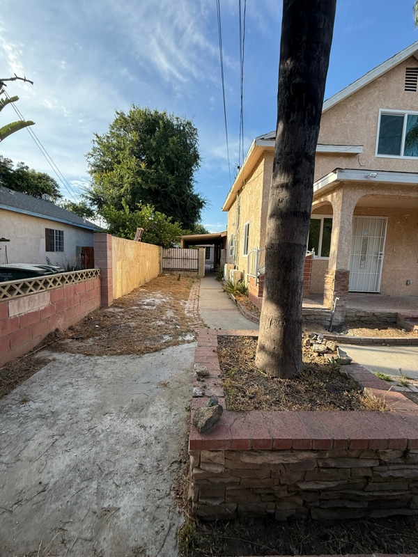 Photo - 727 E 11th St Unidad 1