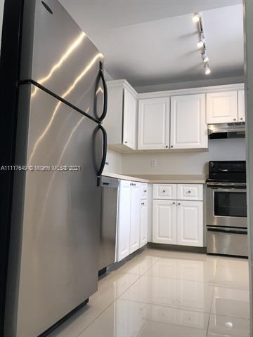 Photo - 731 N Pine Island Rd