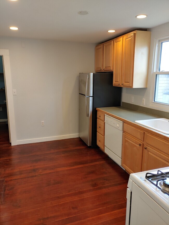 Photo - 35 Maplewood St Unit 35