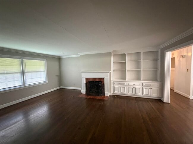 Photo - 701 Magnolia St