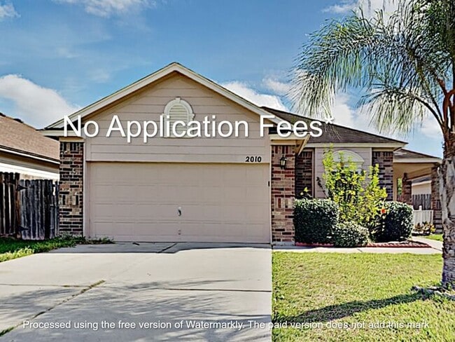 Building Photo - No Application Fees* Rental