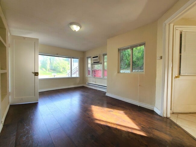 Photo - 11298 San Mateo Dr Unidad San Mateo - 11298 - E