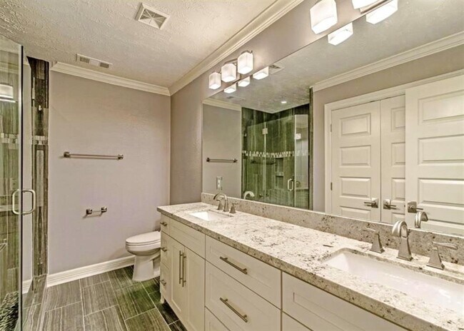 Building Photo - 3318 N Braeswood Blvd