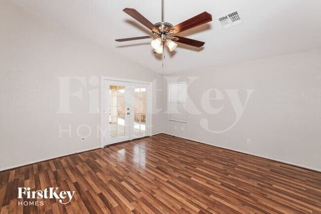 Photo - 12408 W Woodland Ave