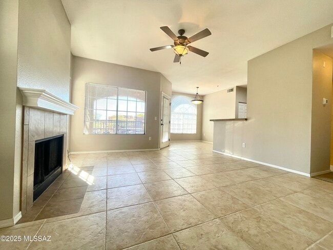 1500 E Pusch Wilderness Dr Unit 3204