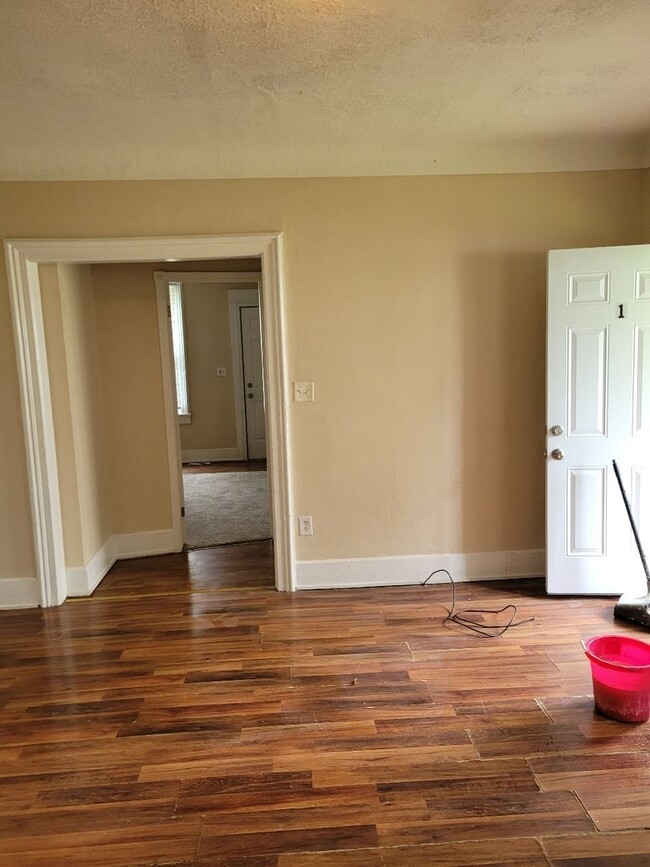 Photo - 1008 E 1st St Unidad 1